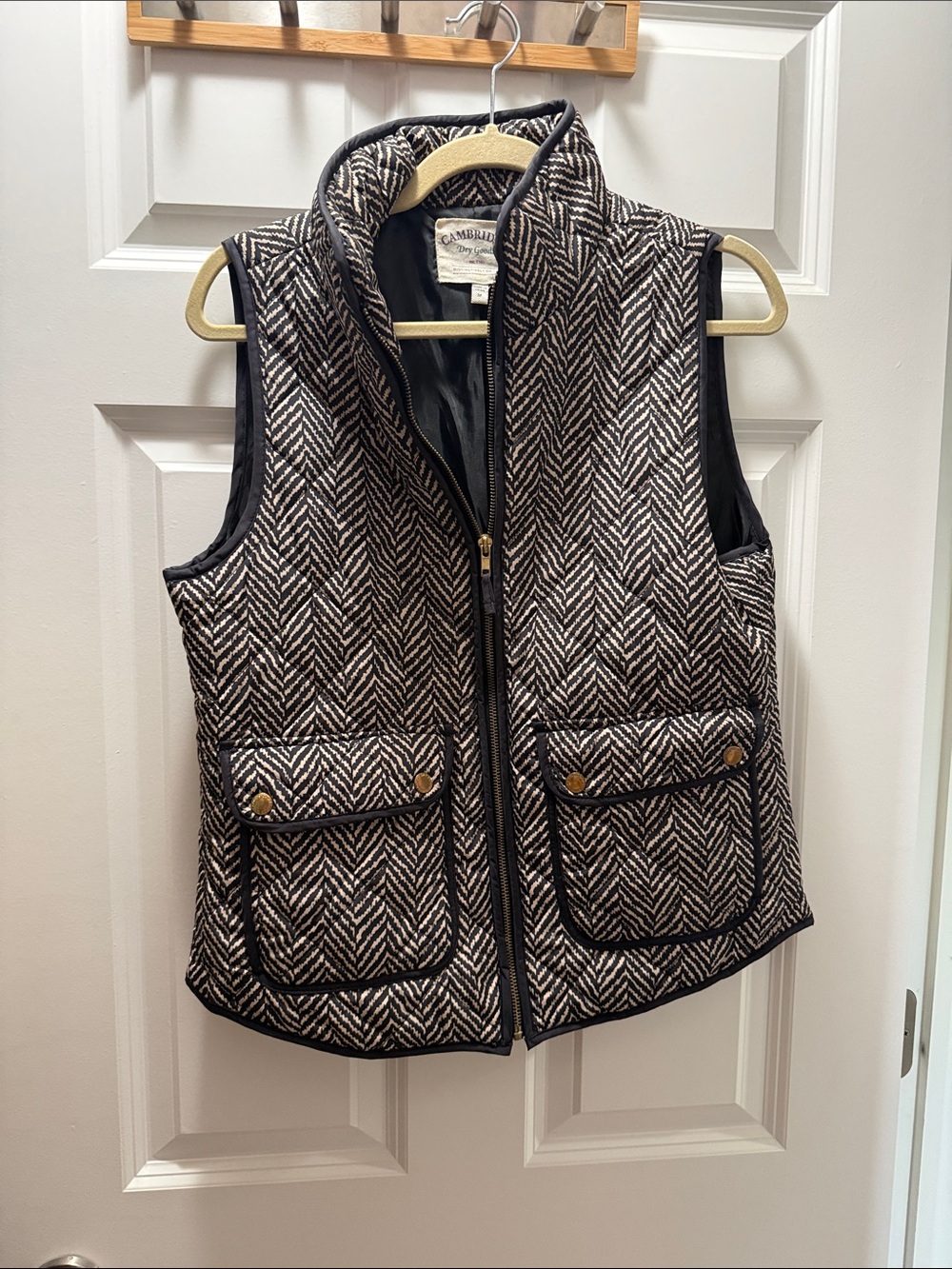 Black & Cream Herringbone Quilted Vest